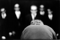 Anton Corbijn fotografiert die Musikgruppe \"Station 14\" für die Aktion Mensch