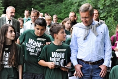 Bundespräsident Christian Wulff im Rahmen einer Waldkampagne